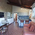 Castello Di Fulignano Leonardo Ground Floor Appartamento