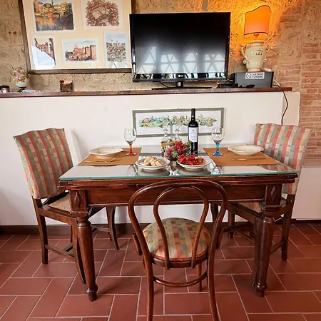 Castello Di Fulignano Leonardo Ground Floor *